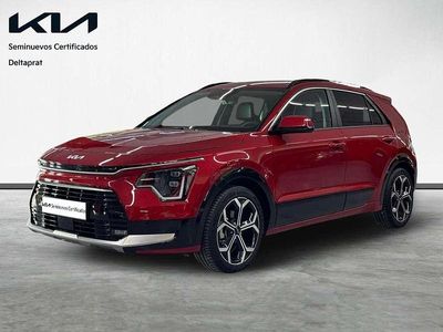 Usado Kia Niro 141 CV (103 kW) 2025 Rojo SUV