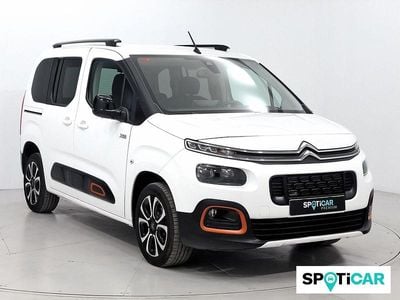 Usado Citroën Berlingo Shine 102 CV (75 kW) 2021 Blanco Monovolumen