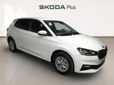 Ny Skoda Fabia Selection 80 HK (58 kW) 2025 Hvid Sedan