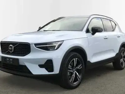 Nuevo Volvo XC40 Plus 163 CV (119 kW) 2026 Azul SUV