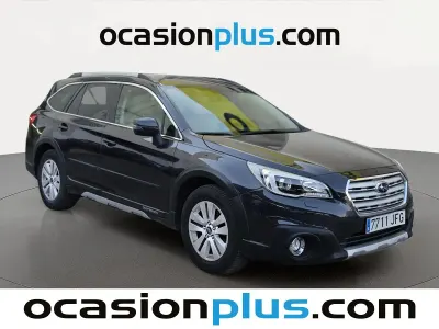 Usado Subaru Outback 150 CV (110 kW) 2015 Negro Familiar