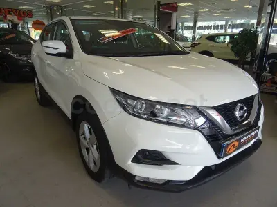 Usado Nissan Qashqai Acenta 115 CV (84 kW) 2021 Blanco SUV