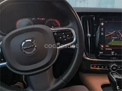 Begagnad Volvo V90 CC