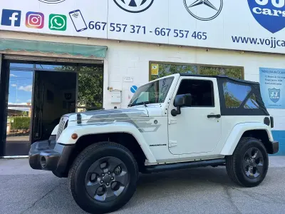 Usado Jeep Wrangler Sahara 200 CV (147 kW) 2018 Blanco SUV