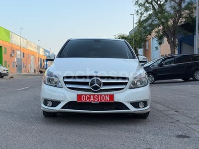 Mercedes B180
