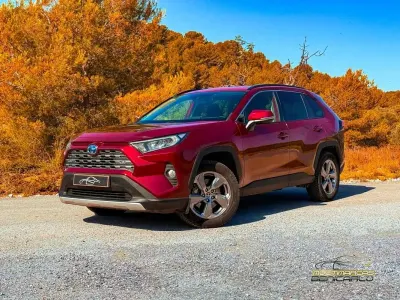 Usado Toyota RAV4 Hybrid Advance 218 CV (160 kW) 2021 Rojo SUV