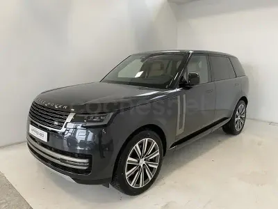 Usado Land Rover Range Rover 350 CV (257 kW) 2025 Gris / plata SUV