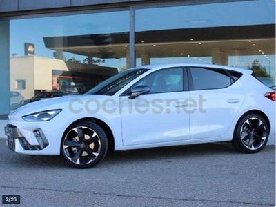 Usado Cupra Leon 150 CV (110 kW) 2024 Blanco Berlina