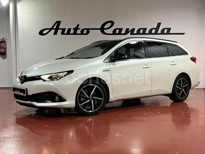 Toyota Auris Hybrid