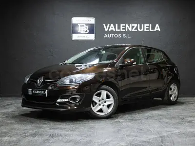 Usado Renault Mégane III Business 95 CV (69 kW) 2014 Marrón Berlina