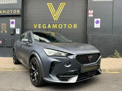 Usado Cupra Formentor VZ 310 CV (228 kW) 2023 Gris / plata SUV