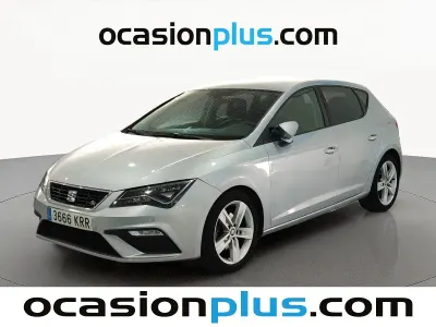 Usado Seat Leon FR 125 CV (91 kW) 2018 Gris plata Utilitario