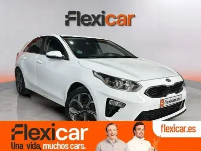 Usado Kia Ceed 136 CV (100 kW) 2019 Blanco Utilitario