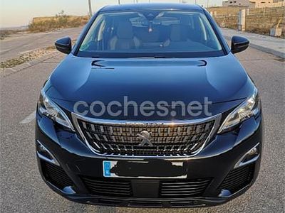 Usado Peugeot 3008 Allure 120 CV (88 kW) 2017 Negro SUV