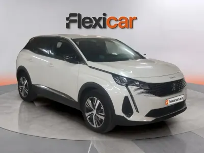 Usado Peugeot 3008 Active 131 CV (96 kW) 2022 Blanco SUV