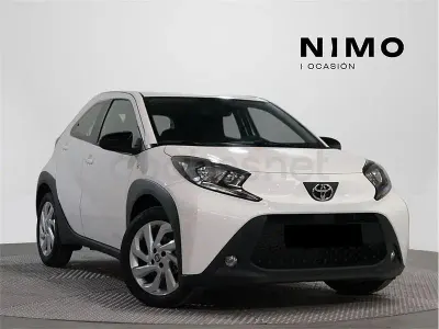 Nuevo Toyota Aygo X Play 72 CV (52 kW) 2025 Blanco SUV