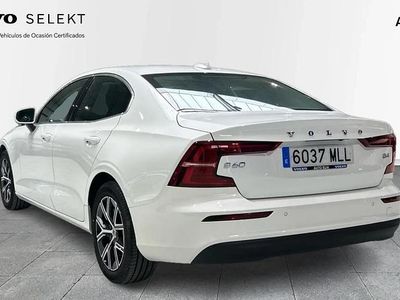 Usado 2023 Volvo S60 Core Berlina | 34.900 € (Precio justo)
