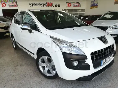 Usado Peugeot 3008 Style 115 CV (84 kW) 2013 Blanco Familiar