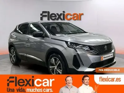 Usado Peugeot 3008 Active 131 CV (96 kW) 2021 Gris SUV