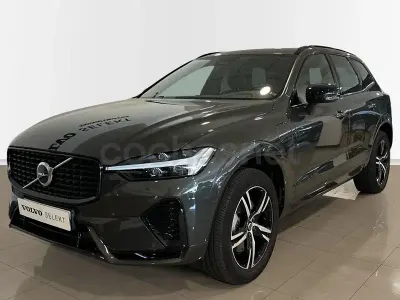 Usado Volvo XC60 Plus 351 CV (258 kW) 2022 Verde SUV