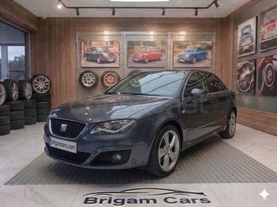 Usado Seat Exeo Sport 170 CV (125 kW) 2012 Gris / plata Berlina