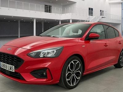 Rojo Usado 2021 Ford Focus ST-Line X Berlina | 14.999 € (Buen precio)