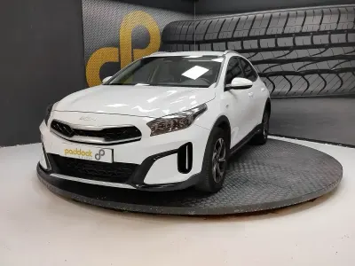 Usado Kia XCeed 100 CV (73 kW) 2024 Blanco SUV