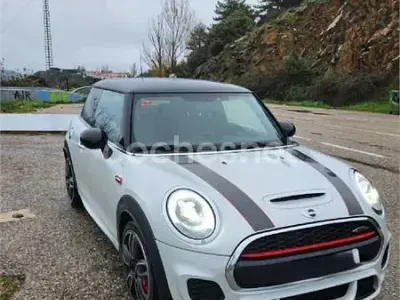 Usado Mini John Cooper Works 231 CV (169 kW) 2017 Gris / plata Utilitario