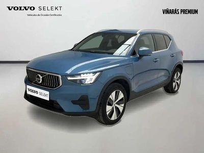 Begagnad Volvo XC40 Core 211 HK (155 kW) 2023 Blå SUV