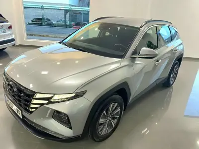 Usado Hyundai Tucson 116 CV (85 kW) 2022 Gris SUV