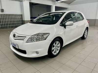 usado Toyota Auris 1.4D-4D Active