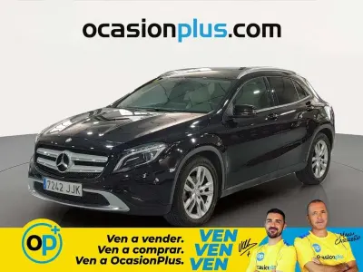 Usado Mercedes GLA200 Urban 136 CV (100 kW) 2015 Negro SUV