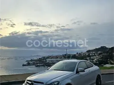 Usado Mercedes C220 170 CV (125 kW) 2012 Blanco Coupe