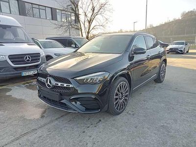 Gris Usado 2024 Mercedes GLA220 SUV | 54.300 €