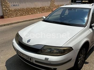 Blanco Usado 2003 Renault Laguna GrandTour Dynamique Familiar | 2000 €