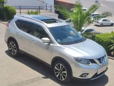 Usado Nissan X-Trail Tekna 130 CV (95 kW) 2017 Gris / plata SUV