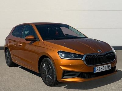 Usado Skoda Fabia Ambition 110 CV (80 kW) 2022 Naranja Utilitario