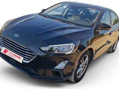 Usado Ford Focus Trend 120 CV (88 kW) 2022 Negro