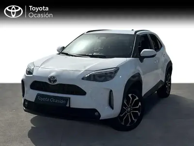 Usado Toyota Yaris Cross Active 116 CV (85 kW) 2025 Blanco SUV
