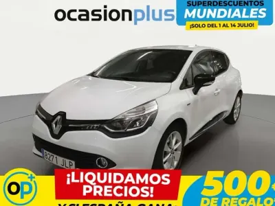 Usado Renault Clio LIMITED 75 CV (55 kW) 2016 Blanco Utilitario