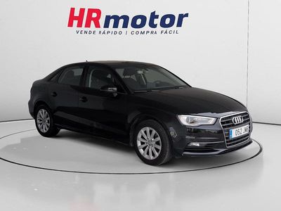 Usado Audi A3 Attraction 111 CV (81 kW) 2016 Negro Berlina
