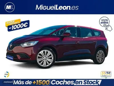 Usado Renault Grand Scénic IV Life 116 CV (85 kW) 2018 Granate Monovolumen