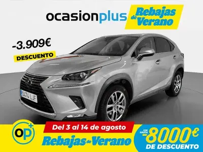 Usado Lexus NX300h Executive Line 197 CV (144 kW) 2020 Gris / plata SUV