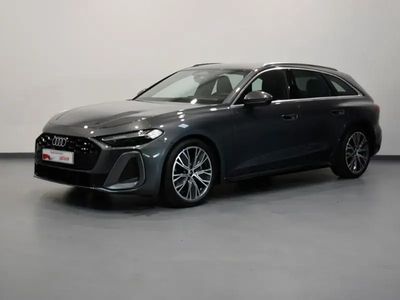 Gris/plata Usado 2025 Audi A5 S-Line Coupe | 62.990 €