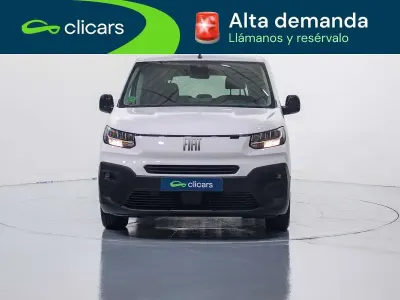Usado Fiat Doblò 102 CV (75 kW) 2025 Blanco Monovolumen