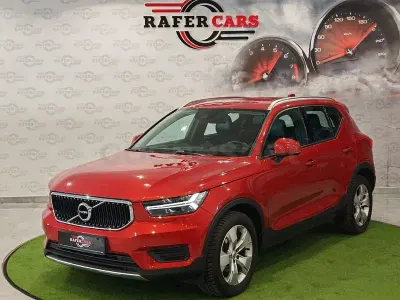 Käytetty Volvo XC40 R-Design 150 HP (110 kW) 2019 Punainen Katumaasturi