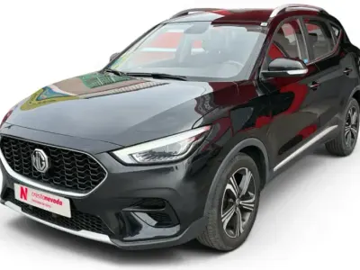 Usado MG ZS Comfort 106 CV (77 kW) 2022 Negro SUV