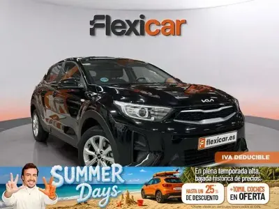 Usado Kia Stonic 84 CV (61 kW) 2022 Negro SUV
