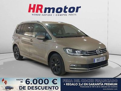 Beige Usado 2019 VW Touran Advance Monovolumen | 19.390 € (Caro)