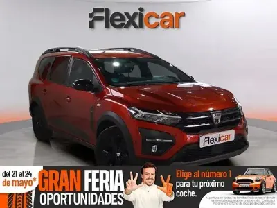 Usado Dacia Jogger Comfort 100 CV (73 kW) 2022 Naranja Monovolumen